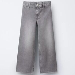 Zara Women's Straight Leg Jeans in Gray